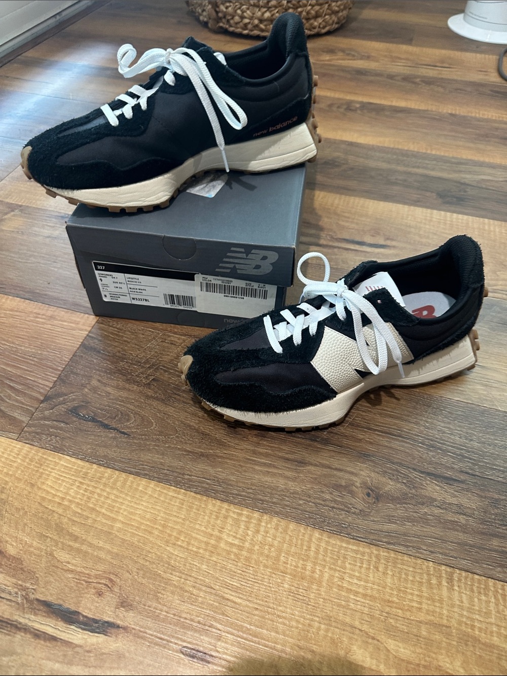 New Balance Black & White sneakers size 9